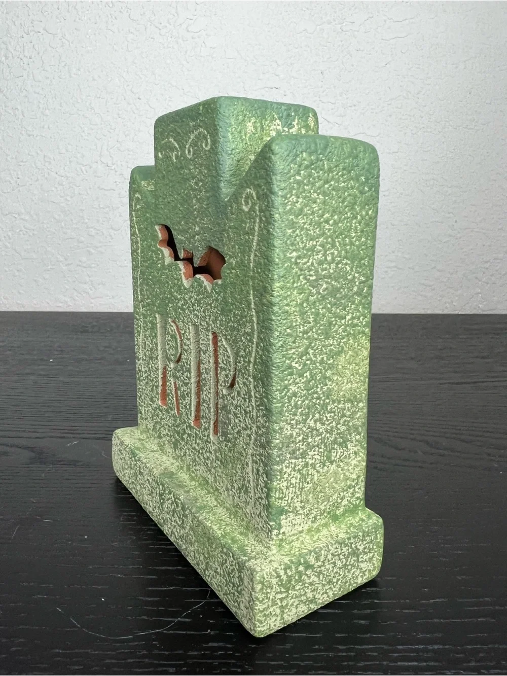 NEW Target Hyde and EEK! Boutique™ Halloween Small Terra Cotta Tombstone